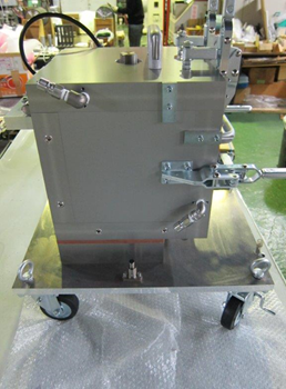 ウレタン立方体テストピース成形装置