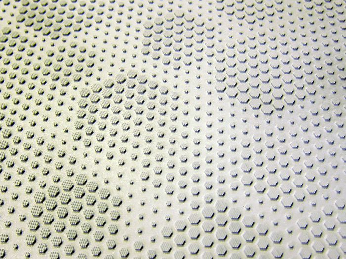 熱プレス　表面梨地ブラスト処理（JIS7075材）